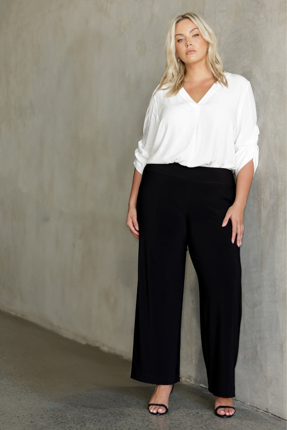 Monroe Pant in Black
