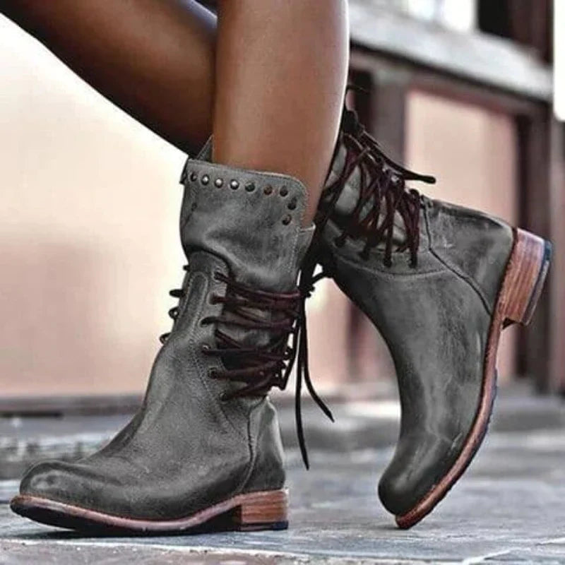 Alma - Lace-up Boots