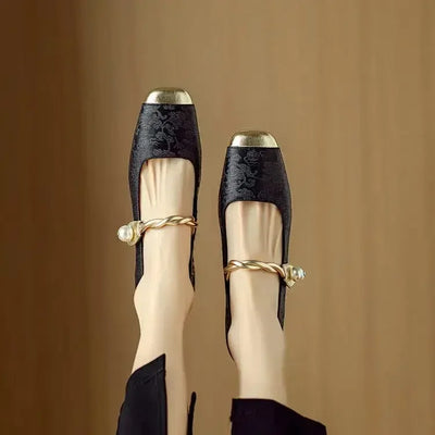 Wren | Elegant Flat Sandals