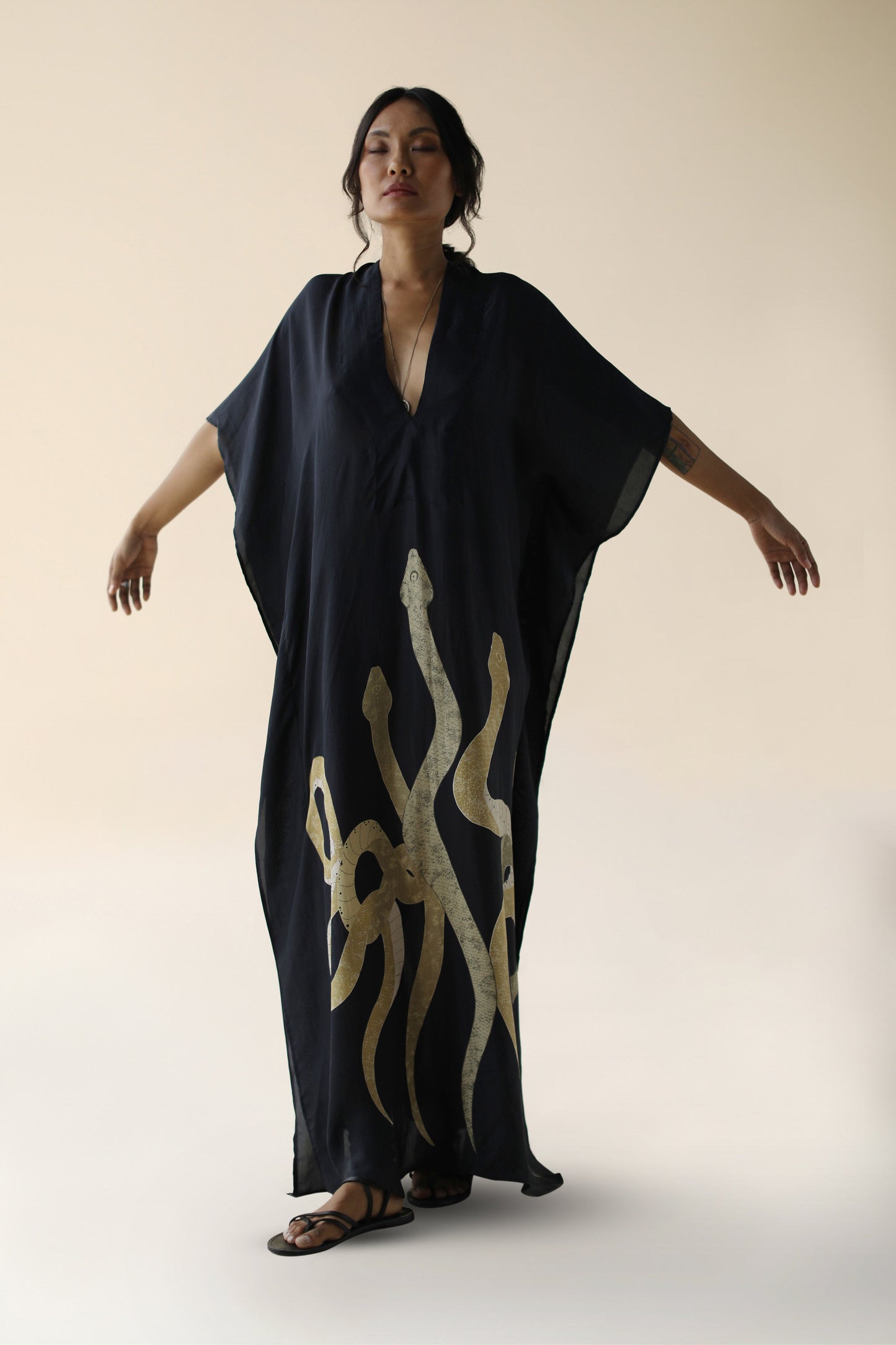 LISA-RISE KAFTAN