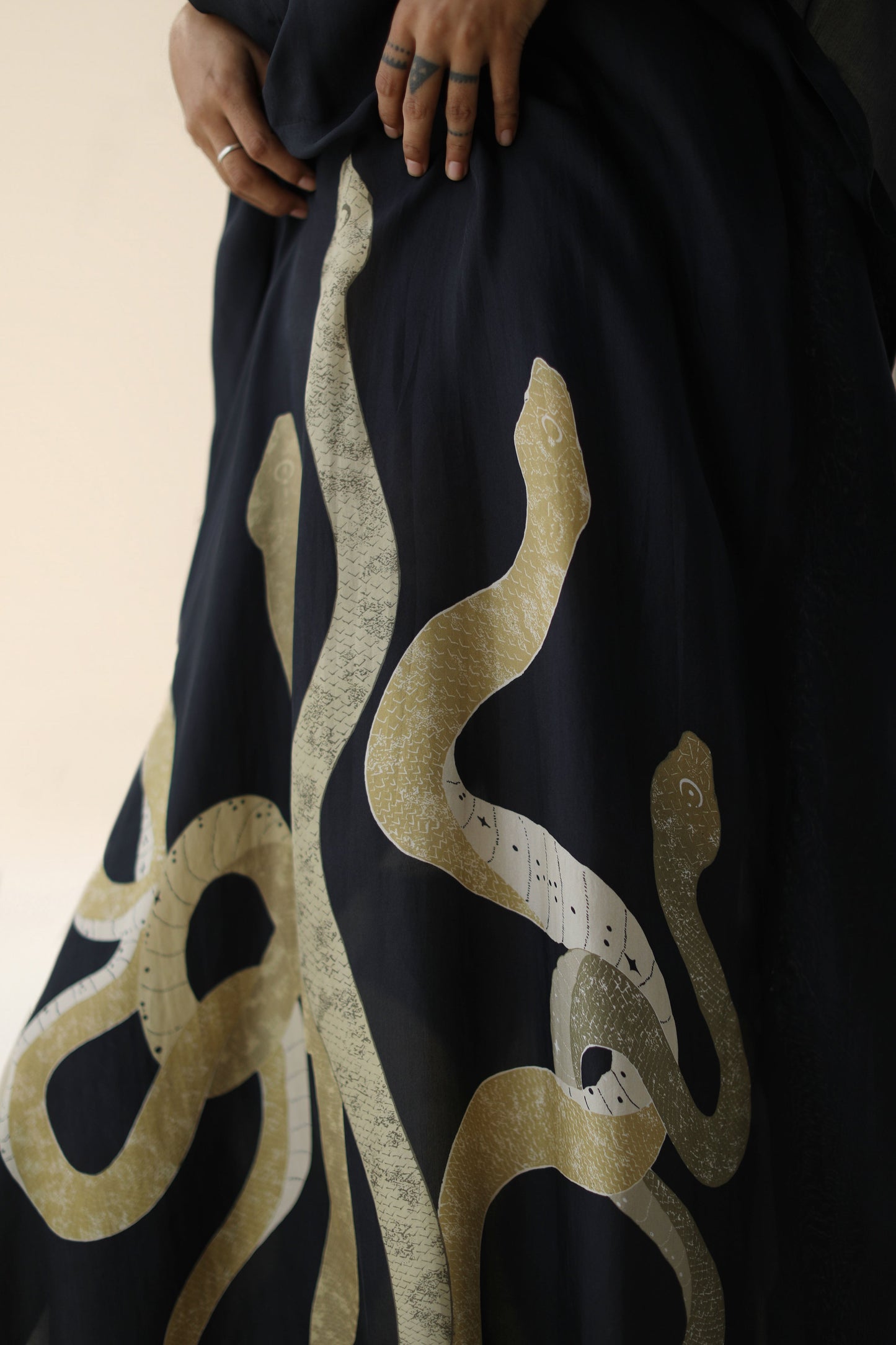LISA-RISE KAFTAN